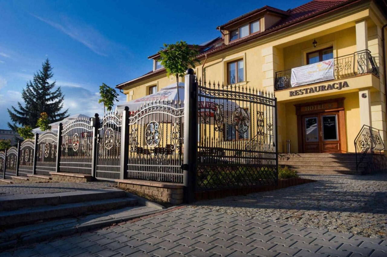Hotel Korona Sandomierz Luaran gambar