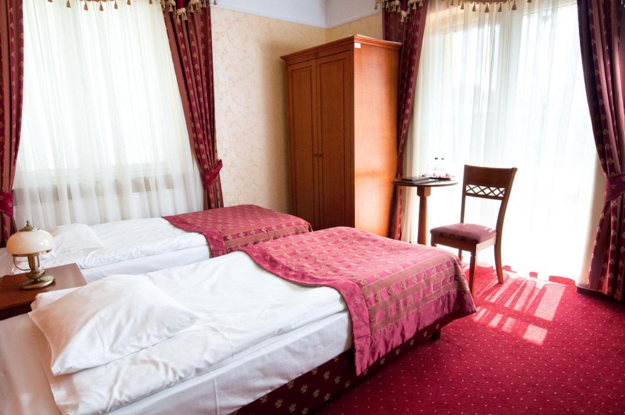 Hotel Korona Sandomierz Luaran gambar