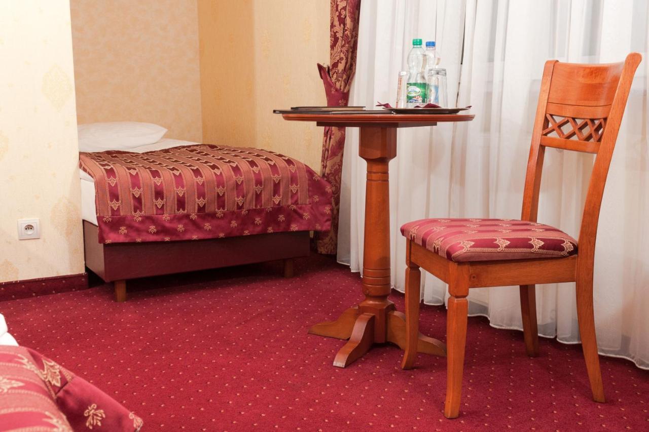 Hotel Korona Sandomierz Luaran gambar