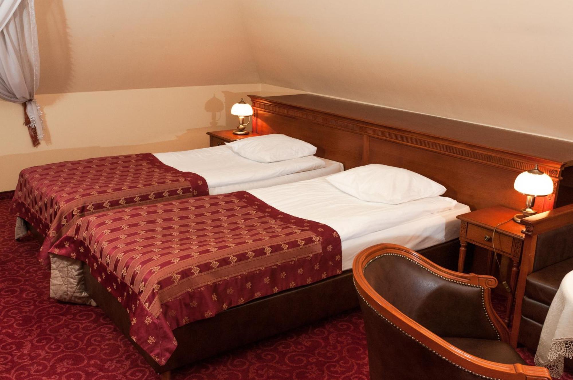 Hotel Korona Sandomierz Luaran gambar