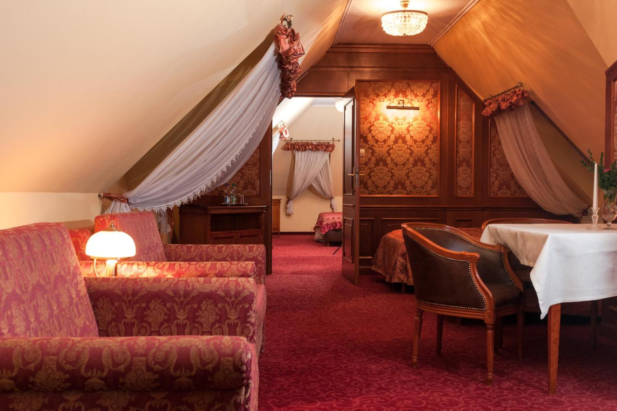 Hotel Korona Sandomierz Luaran gambar