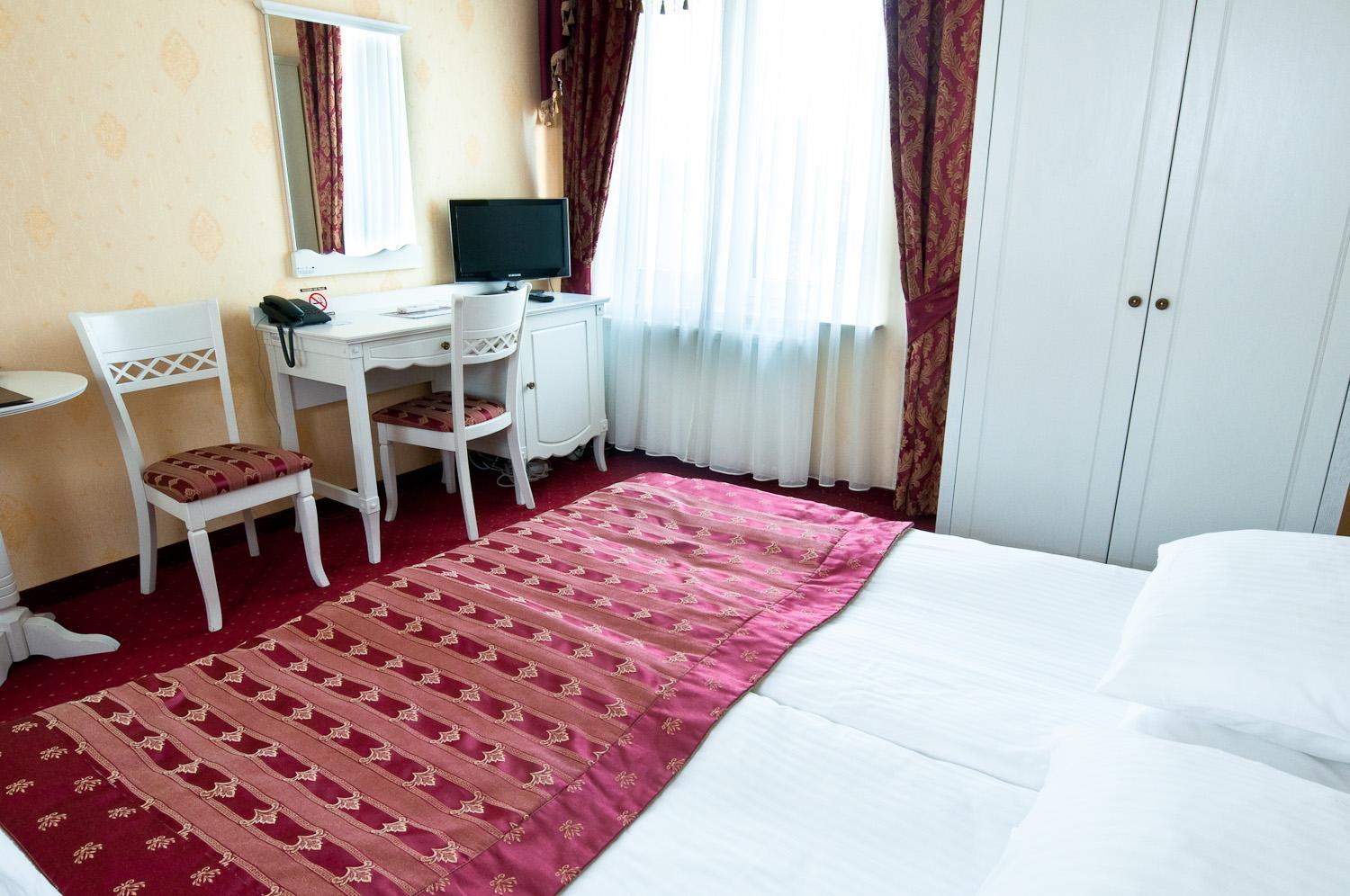 Hotel Korona Sandomierz Luaran gambar