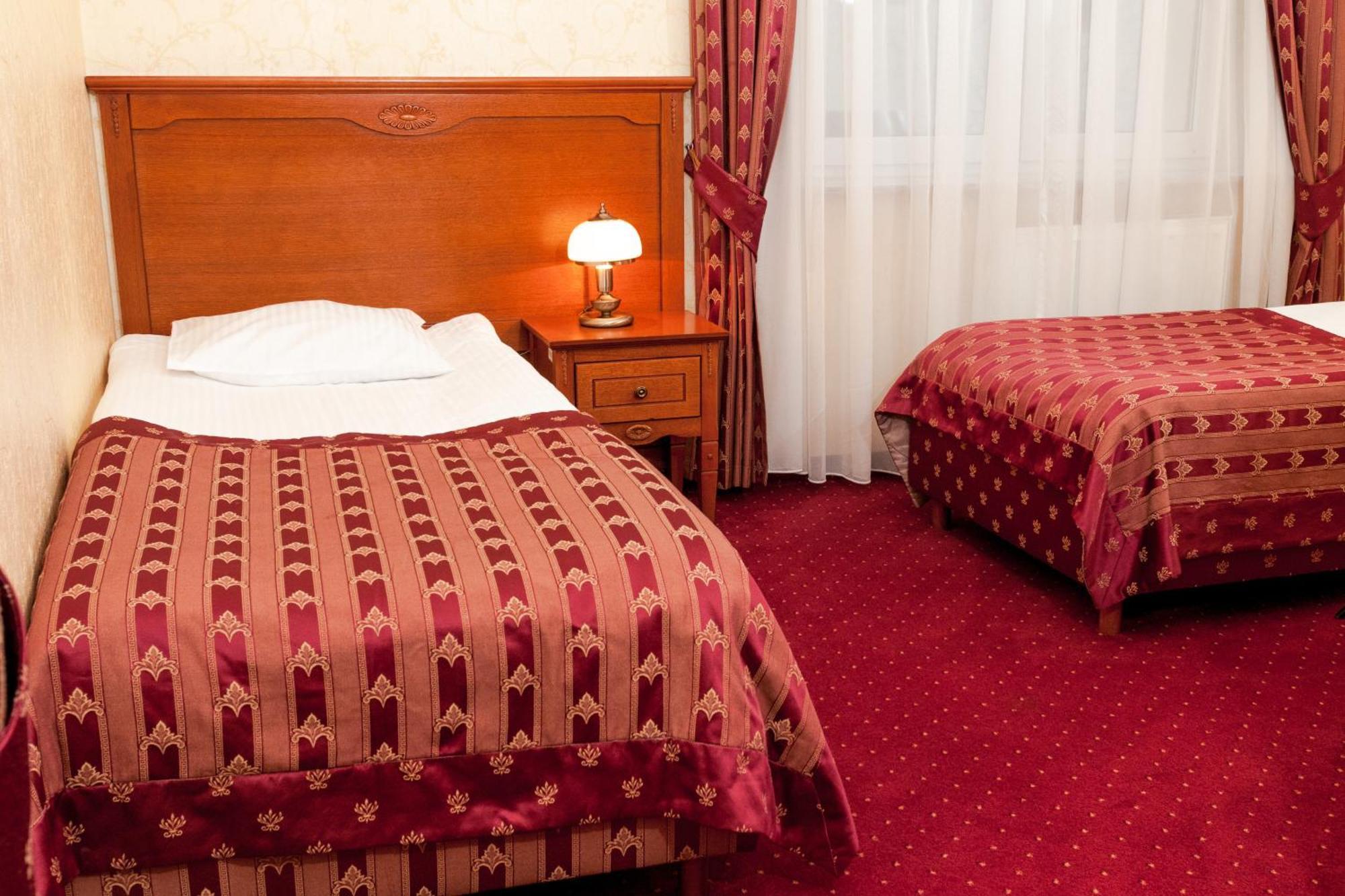 Hotel Korona Sandomierz Luaran gambar