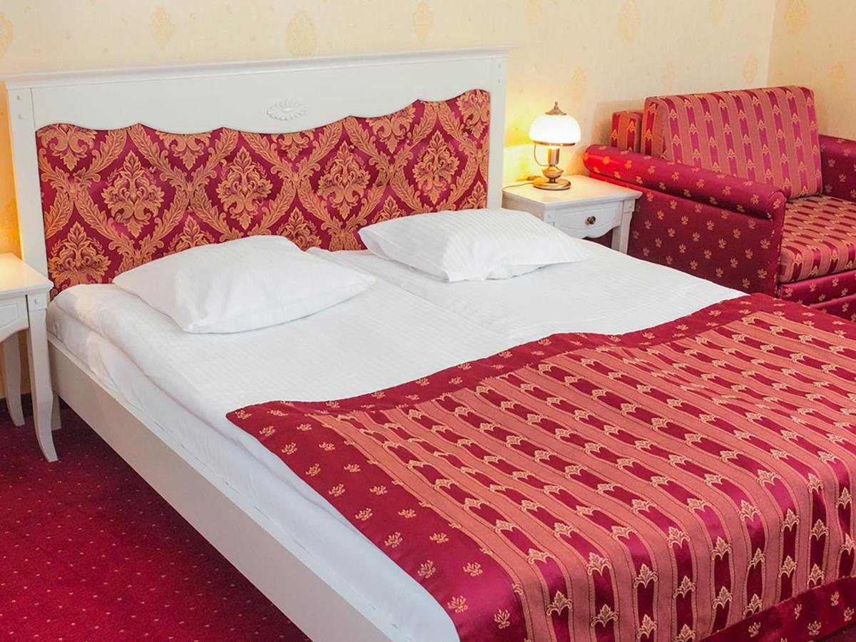 Hotel Korona Sandomierz Luaran gambar