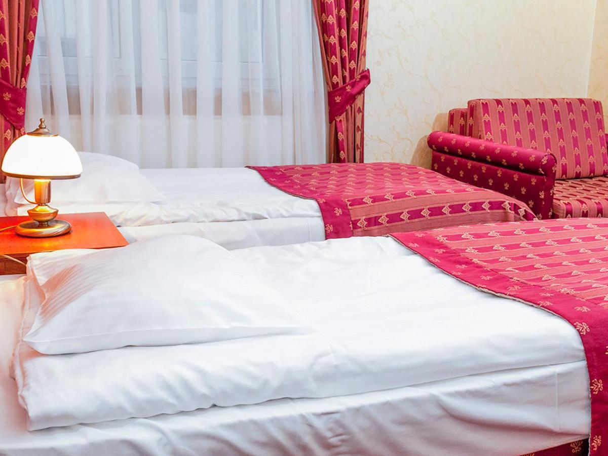Hotel Korona Sandomierz Luaran gambar